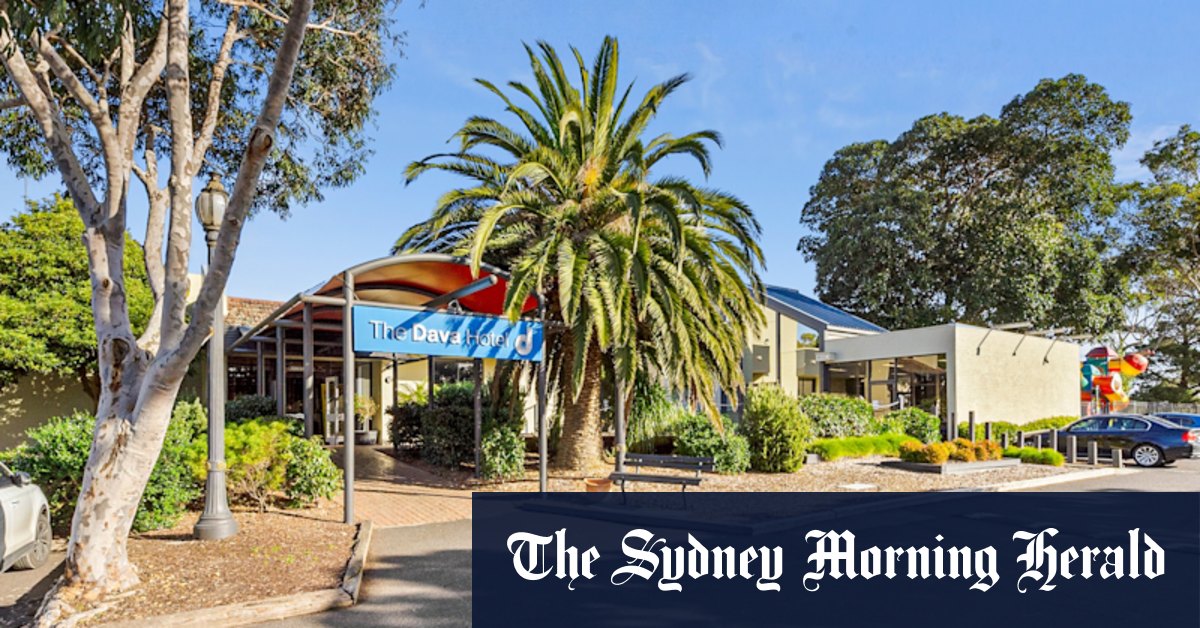 Melbourne commercial real estate: Historic Mount Martha pub on the market - Vimarsana News