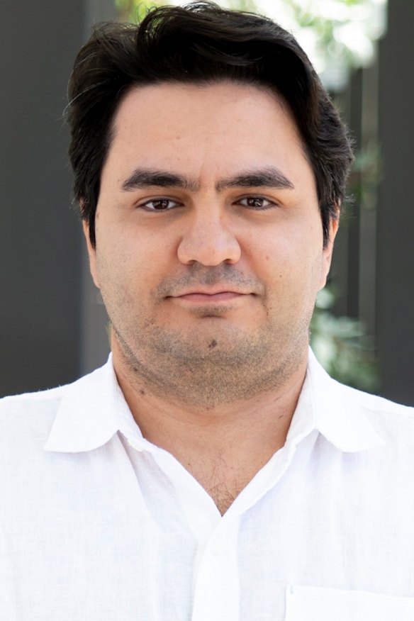 Dr Hadi Afsharan.