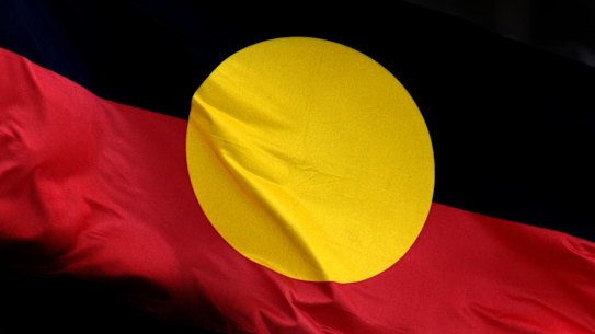 The five commissioners will operate inquiry independently of government.