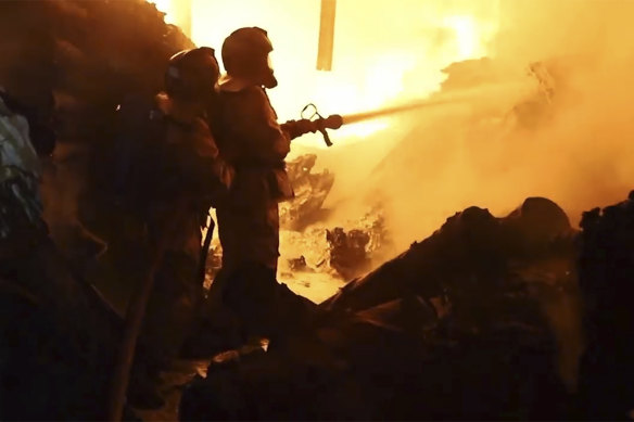 Firefighters work to extinguish the blaze in Nairobi.