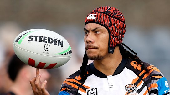 A Foxtel introduziu aumentos de preços para alguns de seus clientes dias após assinar um importante acordo de direitos NRL.