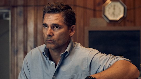 Eric Bana plays a federal police agent who returns to his hometown in The Dry. 