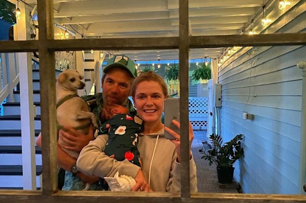Harriet Dyer and Patrick Brammall 