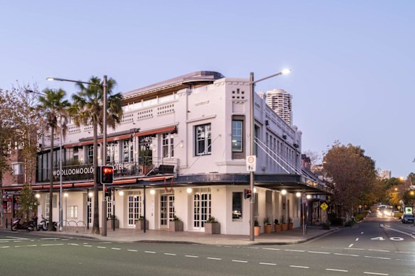 The Woolly Bay Hotel in Woolloomooloo.
