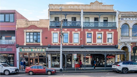 A three-storey Victorian-era complex of shops and apartments at 37-43 Bridge Road fetched $5.39 million at auction