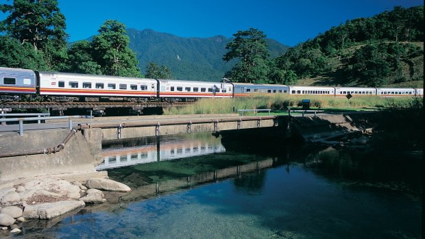 Tourism authorities are suggesting discounted rail fares on lines like the Sunlander to attract Queenslanders to visit regional Queensland. 