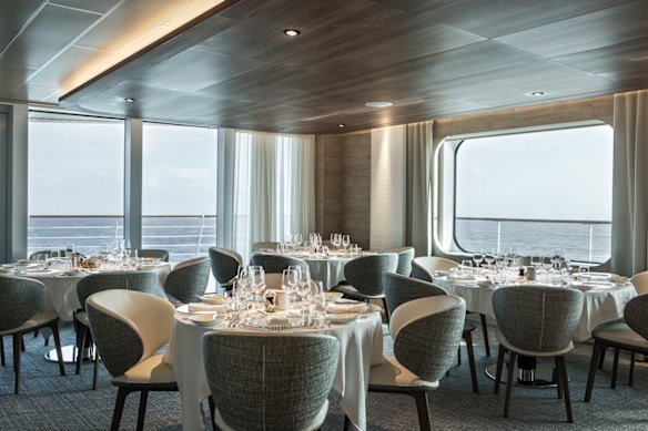 Ponant has partnered with the prestigious Club des Chefs des Chefs aboard Le Commandant Charcot. 