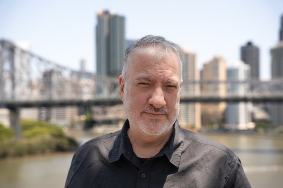 Spencer Tunick hopes 2500 volunteers will take part in a mass nude photo on the Story Bridge in October 2024. 