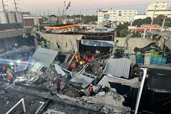 The Jet Set nightclub after its roof collapsed.