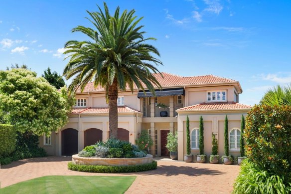 The Duffys Forest mansion overlooking the 12th hole of the Terrey Hills Golf and Country Club sold for $5.77 million.