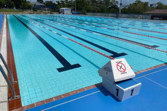 Cleveland Aquatic Centre is one of Redland City Council’s public swimming pools.