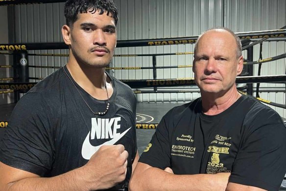 Alex Leapai Junior and his trainer, Noel Thornberry. 