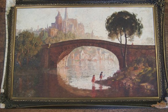 On removal the original gold frame was found to be covering faint initials “LR”.