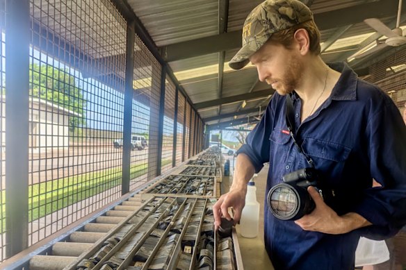 Dr Maxwell Lechte samples fossils near Darwin.