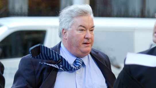 Former federal health minister Michael Wooldridge said he supported laws limiting vaping to people with a prescription.