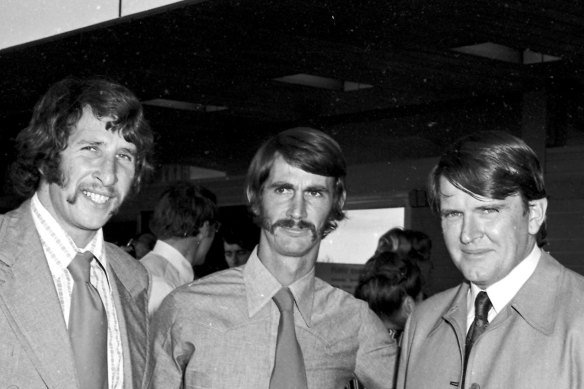 Ian Redpath (centre), with Australian teammates Max Walker and Keith Stackpole in 1973.