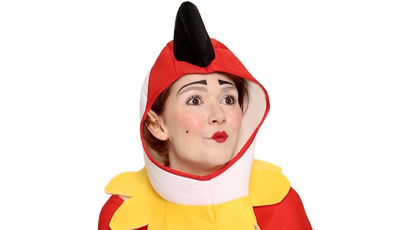 This mad parrot show might just make Timothee Chalamet think again