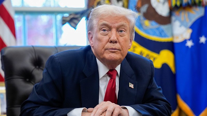 Trump s poniževalnimi izrazi in občudovanjem do Savdijcev razkriva prioritete