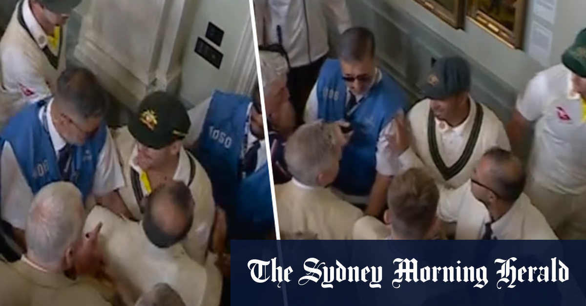 乔尼·贝尔斯托被绊倒后，澳大利亚球员在洛德球场的长房间里受到虐待