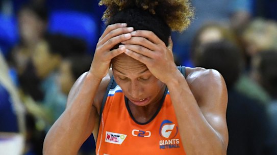 Giants thrash Adelaide Thunderbirds in front of record AIS crowd