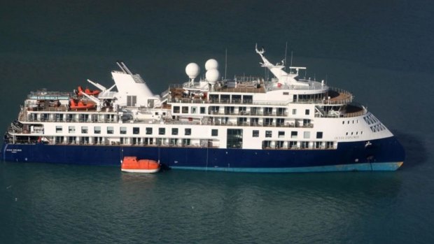 The cruise ship Ocean Explorer carrying 200 passengers has run aground off Greenland.