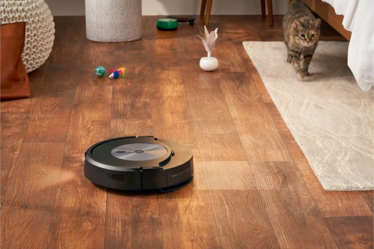 This robot vacuum takes photos as it cleans but can you trust it