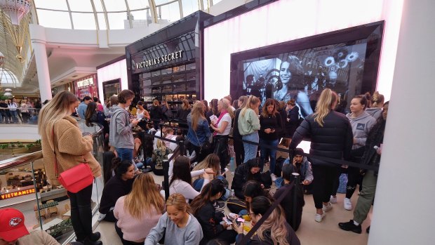 People lining up on November 29 when the new Victoria’s Secret store in Chadstone opened last year. 