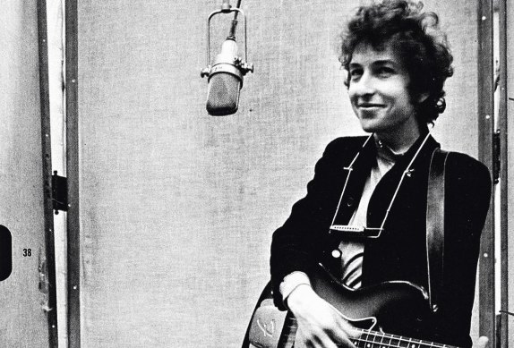 At 82, Bob Dylan revisits his past and his 1978 Budokan shows – The Forward