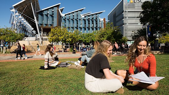 Be part of the solution putting some student-friendly furniture in your flat and contacting your nearest university’s accommodation provider.