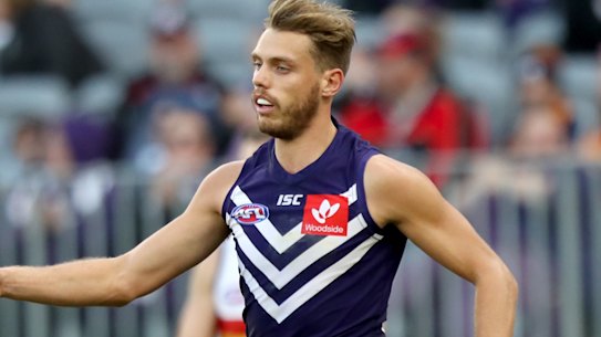 Giants sign former Docker Tom Sheridan as a delisted free agent