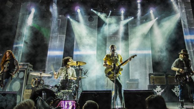 The Dandy Warhols will be playing in support of the Aussie rock legends.