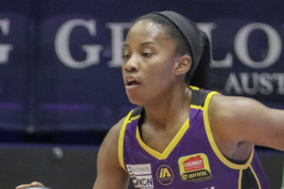 Lindsay Allen led the way for the Boomers against the Spirit.