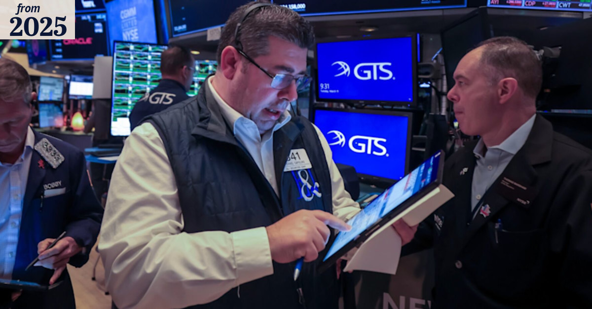 ASX 200 nudges higher as energy and materials stocks lift the market