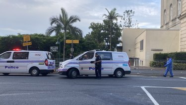 Man In Custody Another Man In Serious Condition After Stabbing In Brisbane Cbd
