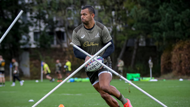 Beale in action at Wallabies training ahead of the team’s Test against Scotland last year. 