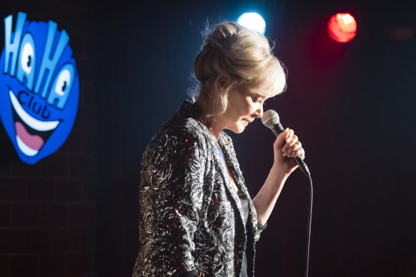 Jean Smart, who stars as stand-up legend Deborah Vance in Hacks, is favourite to win lead actress in a comedy. 