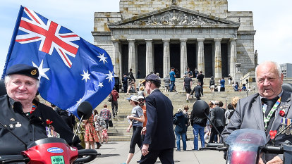 'We've stopped in silence 100 times': Old mates unite at Remembrance Day