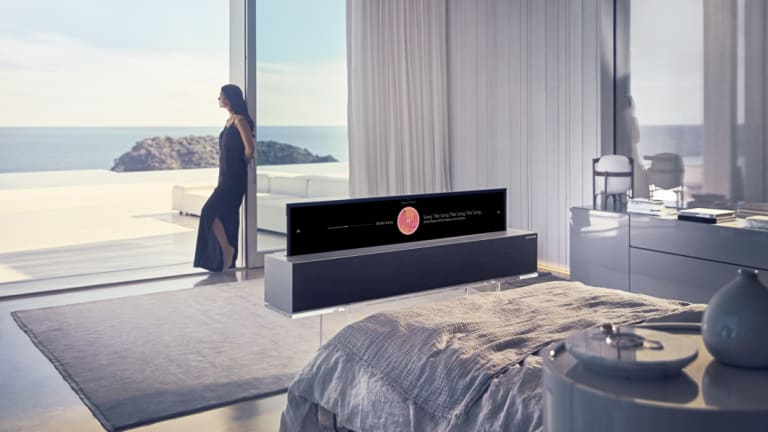 LG SIGNATURE OLED TV