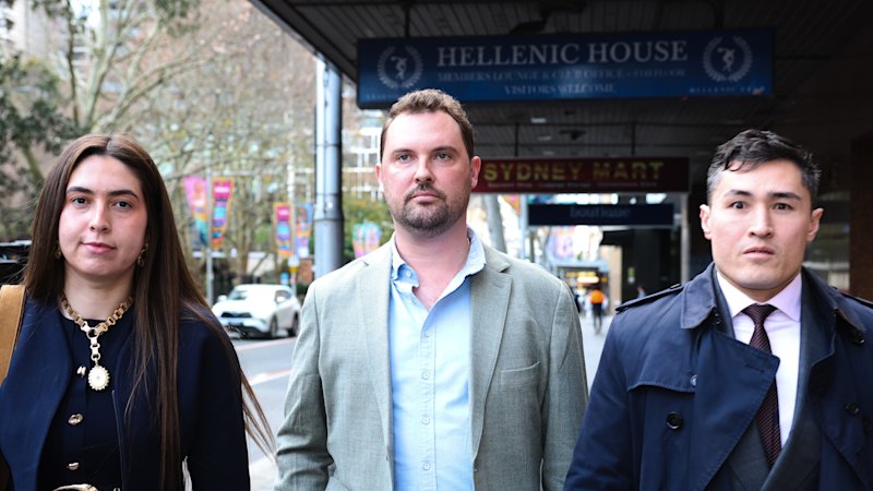 Jeremy Greenwood details gaps in memory at ICAC as partner remains missing