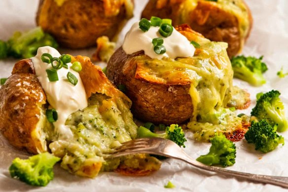 RecipeTin Eats’ broccoli and cheese jacket potatoes.