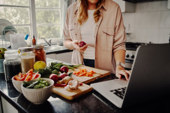People who tended to eat minimally processed foods like vegetables, nuts, eggs and seafood were more likely to harbour beneficial gut bacteria.