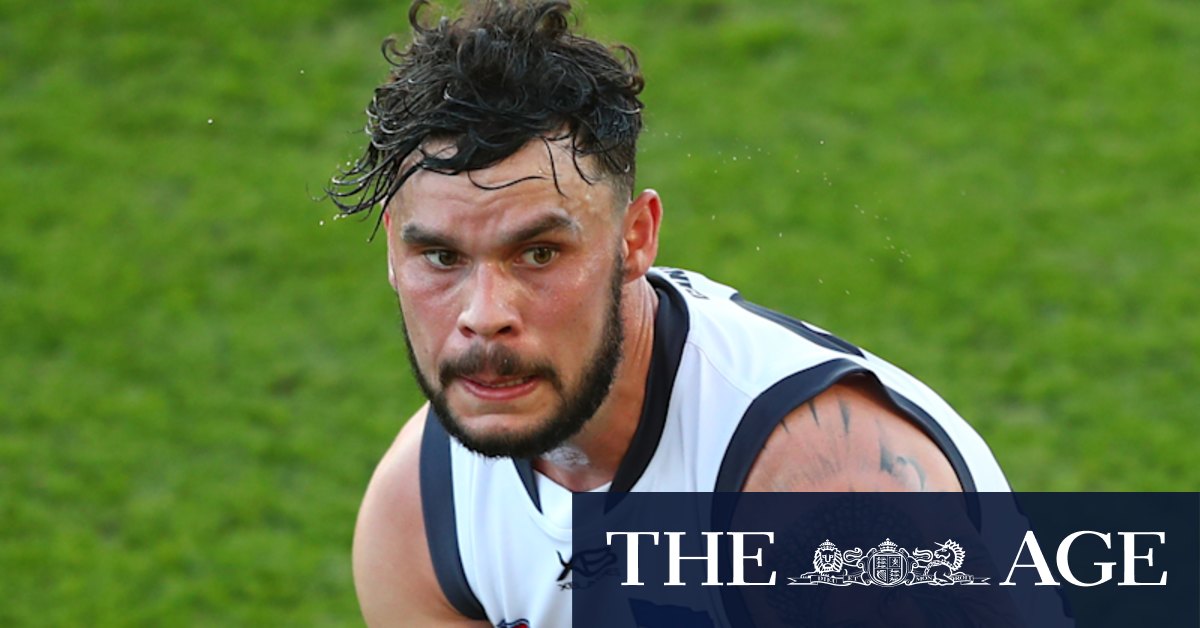 Clubs Circle Giants Star Despite Five Year Offer