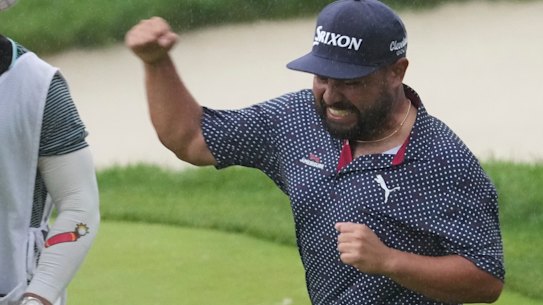 J.J. SPaun sinks a birdie on the 18th.