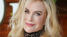 Nicole Kidman has unveiled another stunning look on the Practical Magic 2 press trail.