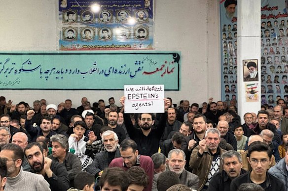 ‘لضحايا جزيرة إيبستين’: ماكينة الدعاية الإيرانية في سرعة قصوى