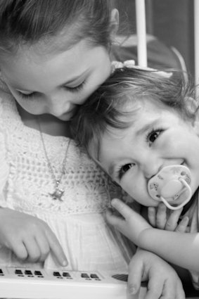 Aurelia with her cousin Riley, 5.