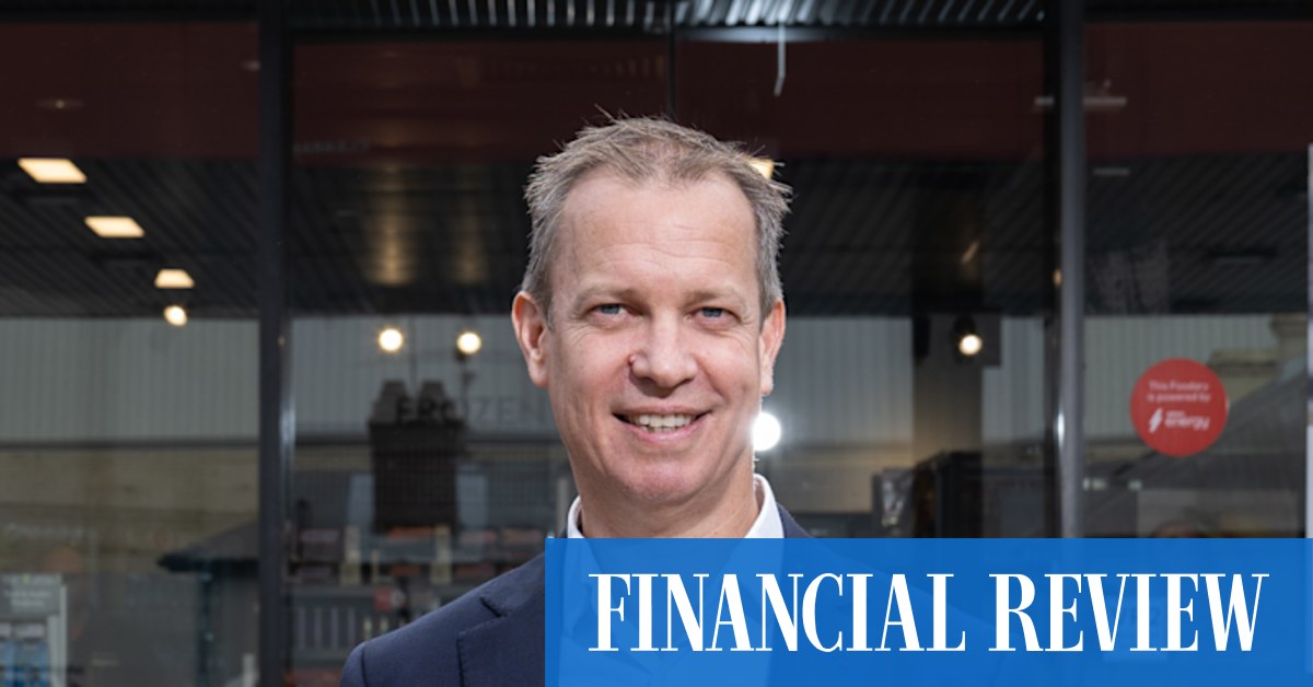 afr.com - Angela Macdonald-Smith - Discount U-GO delivers for Ampol as motorists drag heels on EVs