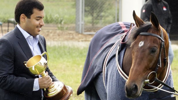 Owner Sheikh Fahad Al-Thani with Dunaden after the 2011 Cup win.