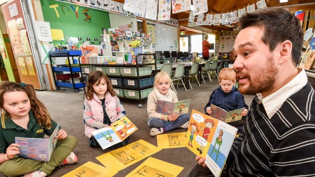 Students learn to read with phonics. 