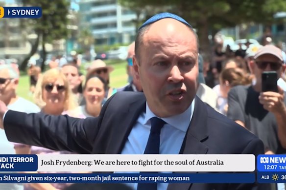 Josh Frydenberg speaks in Bondi.